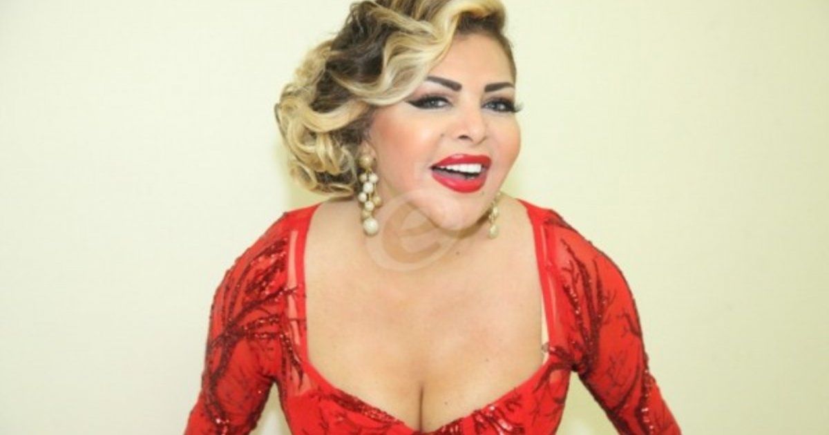 شاهد .. فلة الجزائرية ..مكرمة  وتزين الحفلات في الجزائر