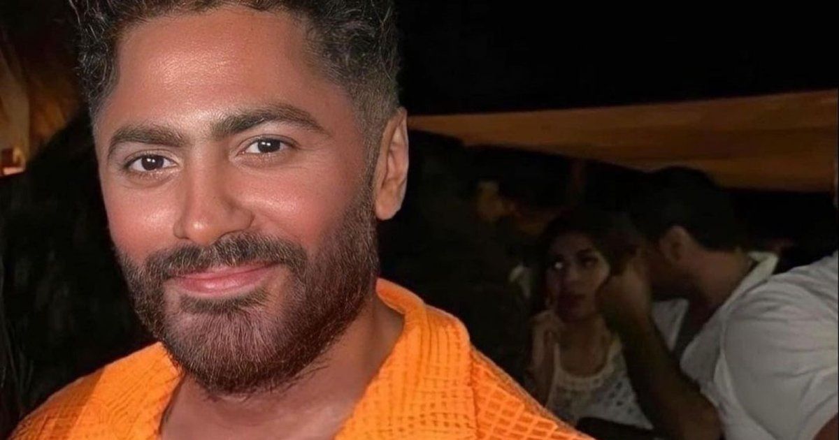 شاهد .. تامر حسني يستمتع بأشعة الشمس.. وهكذا بدا بالمايوه