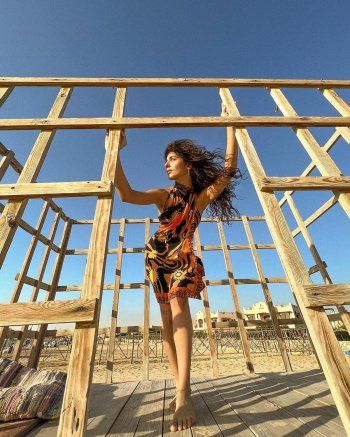 شاهد .. بالصور- بإطلالة ساحرة..مايان السيد تخطف الأنظار بجمالها