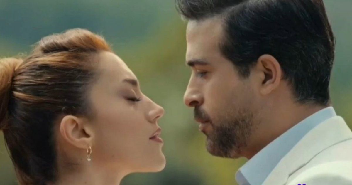 شاهد .. من جديد.. قبلة ستيفاني عطالله ومحمود نصر الحميمة تشعل السوشيال ميديا