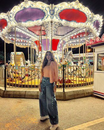 شاهد .. بالصور- من كواليس "سيب وأنا سيب".. هنا الزاهد و أحمد السعدني يستمتعان بوقتهما في مدينة الملاهي