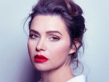 شاهد .. خاص - يسرا اللوزي تدافع عن ريهام حجاج .. وهكذا أثرت شيري على حياتها الشخصية