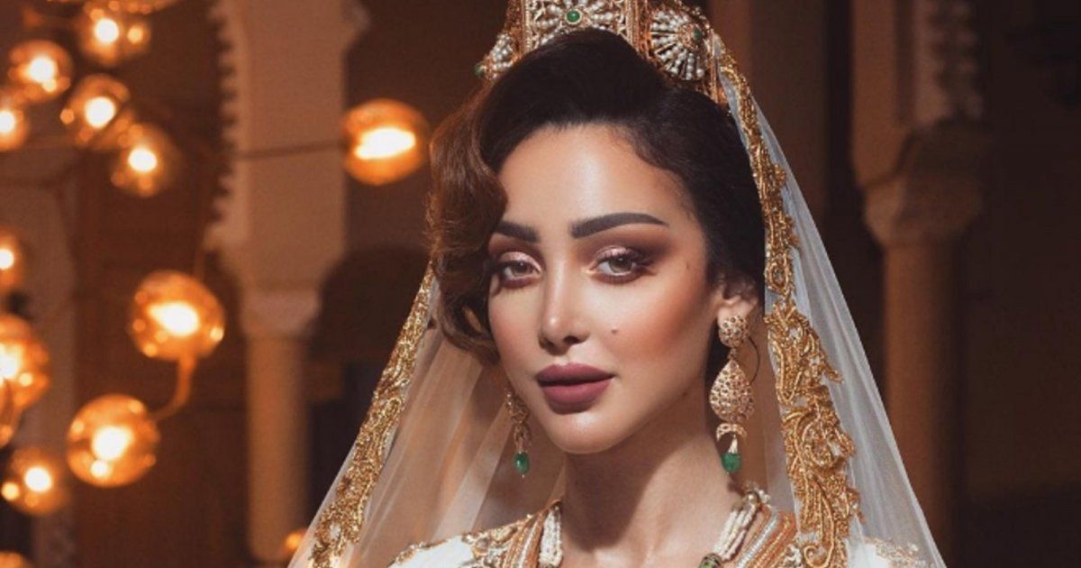 شاهد .. بالصورة- بالكجول الرائع.. بسمة بوسيل تتألق بلوك يحبس الأنفاس