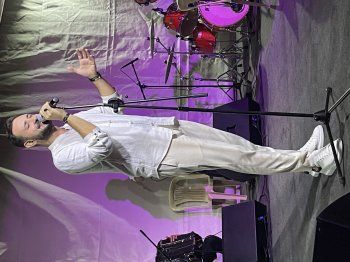 شاهد .. من الشمال الى الجنوب .. هادي ضو يحتفل بعيد السيّدة بجدول حفلات مزدحم