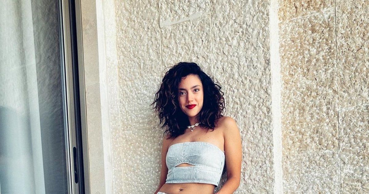 شاهد .. ستيفاني عطالله بصور من تصوير "كريستال".. و"كواليس الحب"