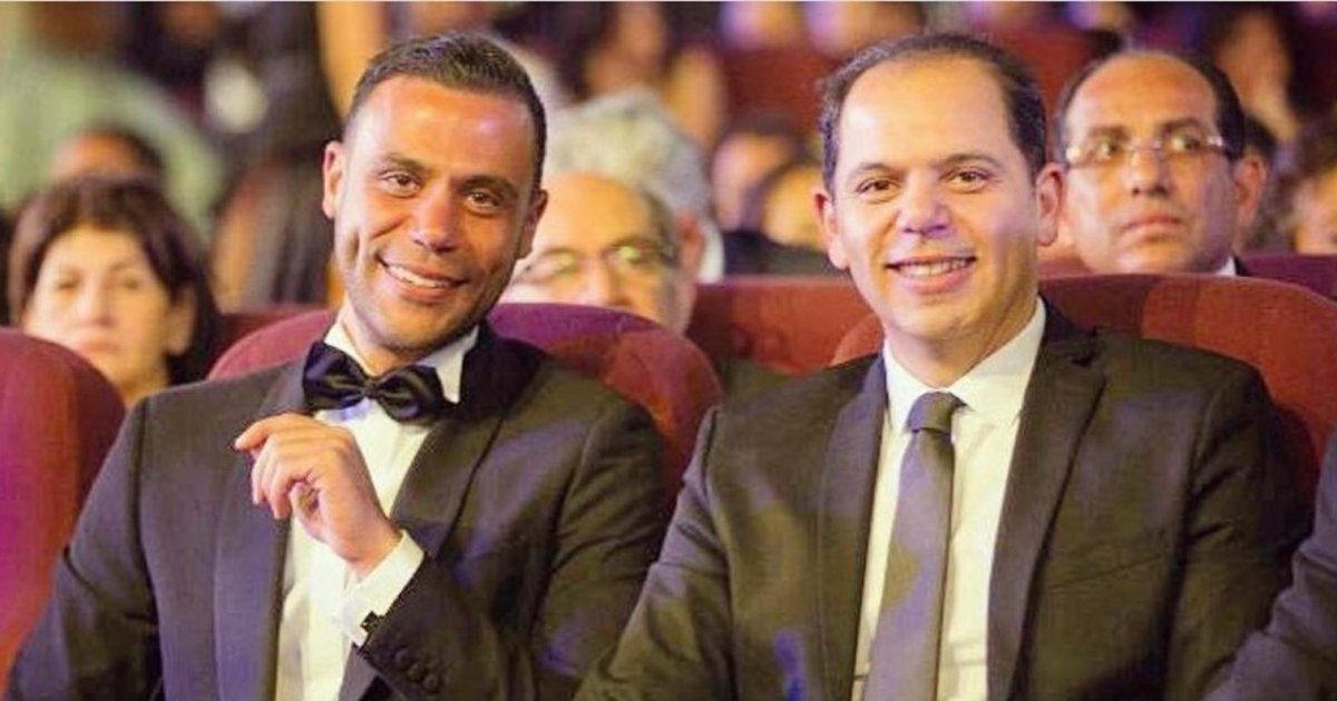 شاهد .. بعد إنتهاء تصوير "أبو نسب".. أحضان ودموع مؤثرة تجمع محمد ورامي إمام