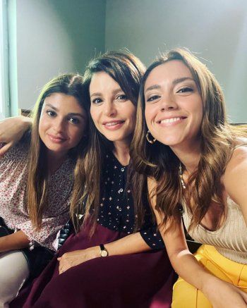 شاهد .. ستيفاني عطالله بصور من تصوير "كريستال".. و"كواليس الحب"