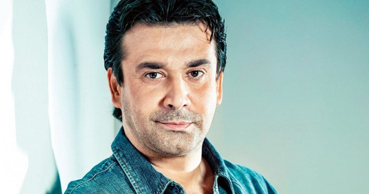 شاهد .. كريم عبد العزيز.. إختارته هذه الممثلة القديرة ليمثل معها وهذا رأيه بـ"نمبر وان"