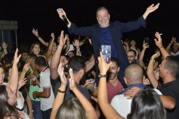 شاهد .. بالصور - نقولا الأسطا يحيى حفلاً إستثنائياً ضمن مهرجانات عينطورة