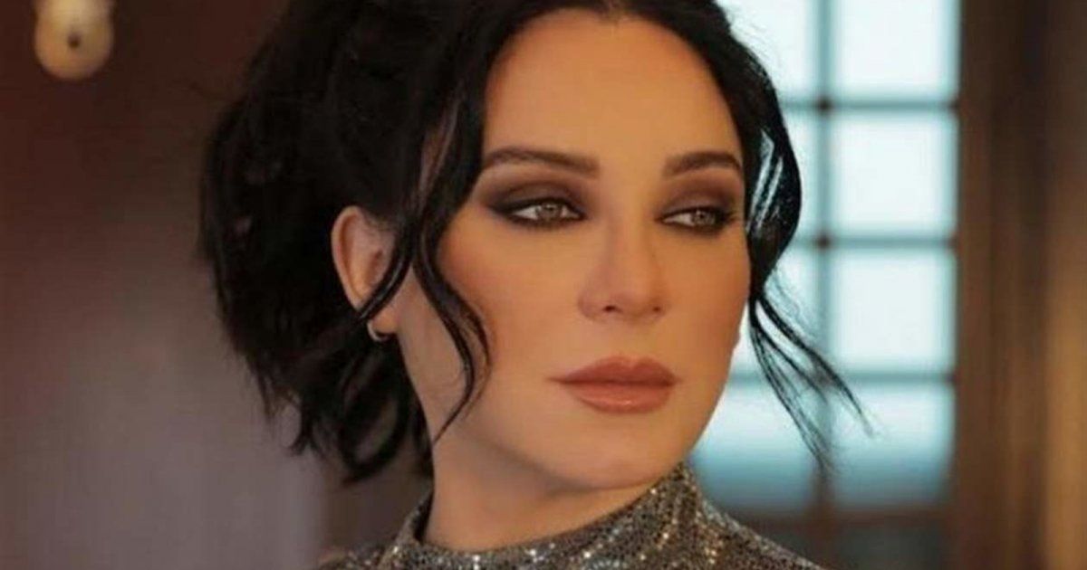 شاهد .. أحدث إطلالة لـ سلاف فواخرجي من أحد الشواطئ تخطف القلوب