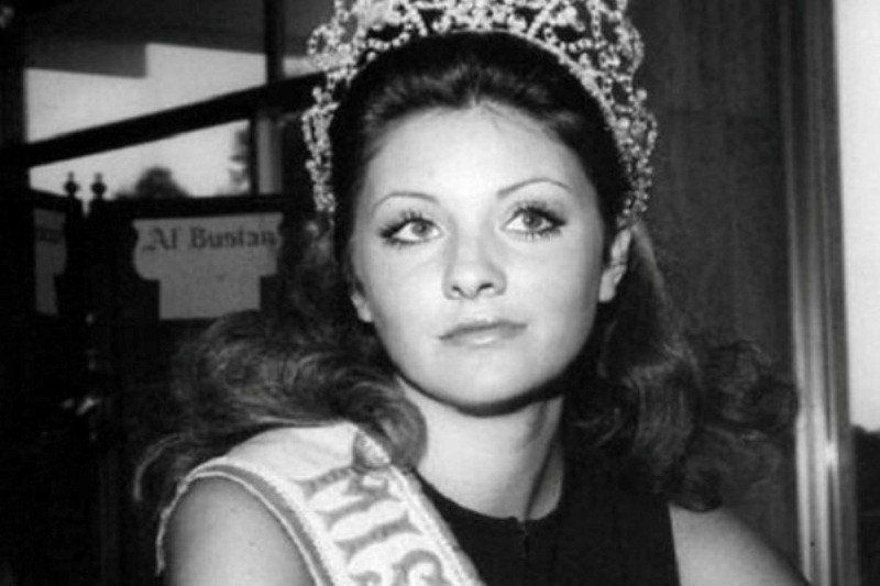 شاهد .. صور جورجينا رزق وهي طفلة تملأ السوشيال ميديا.. والشبه بينها وبين إبنتها مخيف