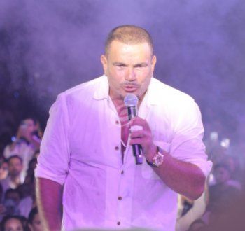 شاهد .. عمرو دياب بساعة "كوزموجراف دايتونا" في حفله بلبنان وهذا سعرها