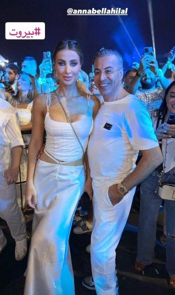 شاهد .. من هم المشاهير الذين تواجدوا في حفل عمرو دياب في لبنان ؟