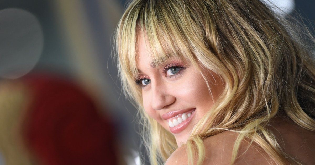 شاهد .. يوم تاريخي في حياة مايلي سايرس... ماذا حصل معها؟