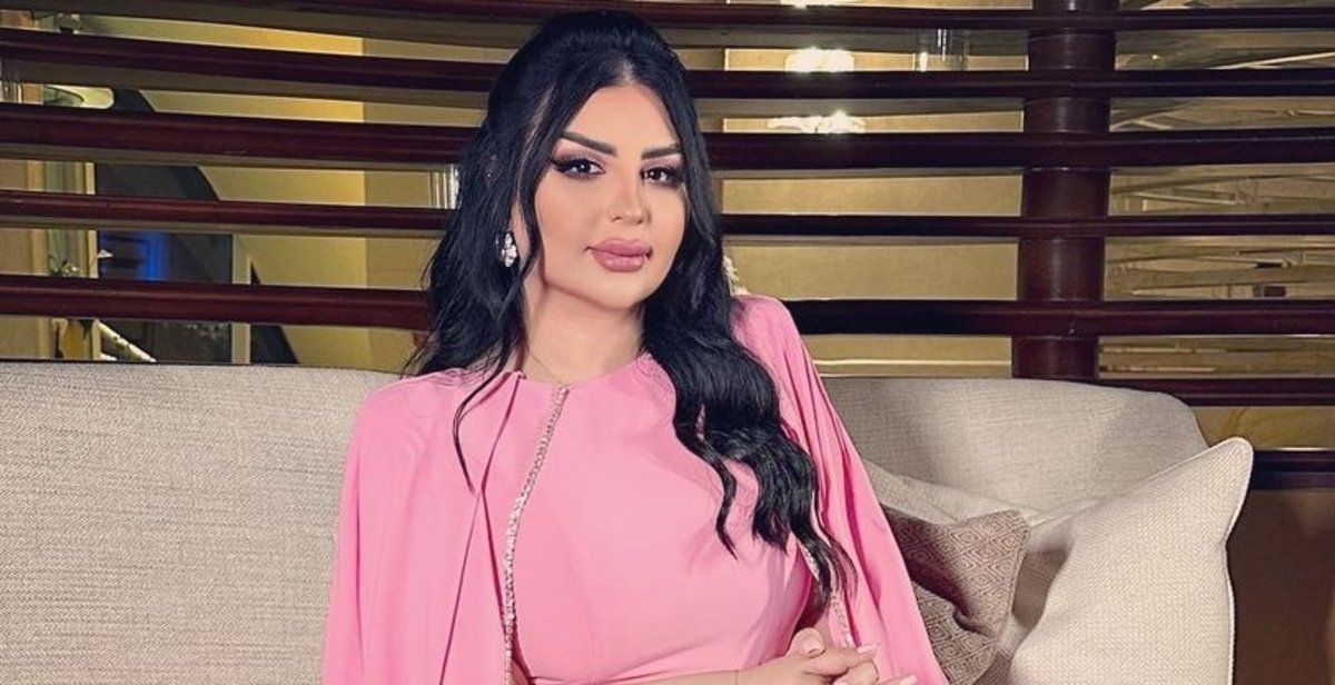 شاهد .. أصيل هميم تتألق بإطلالة مدهشة.. وفستانها حديث الجمهور