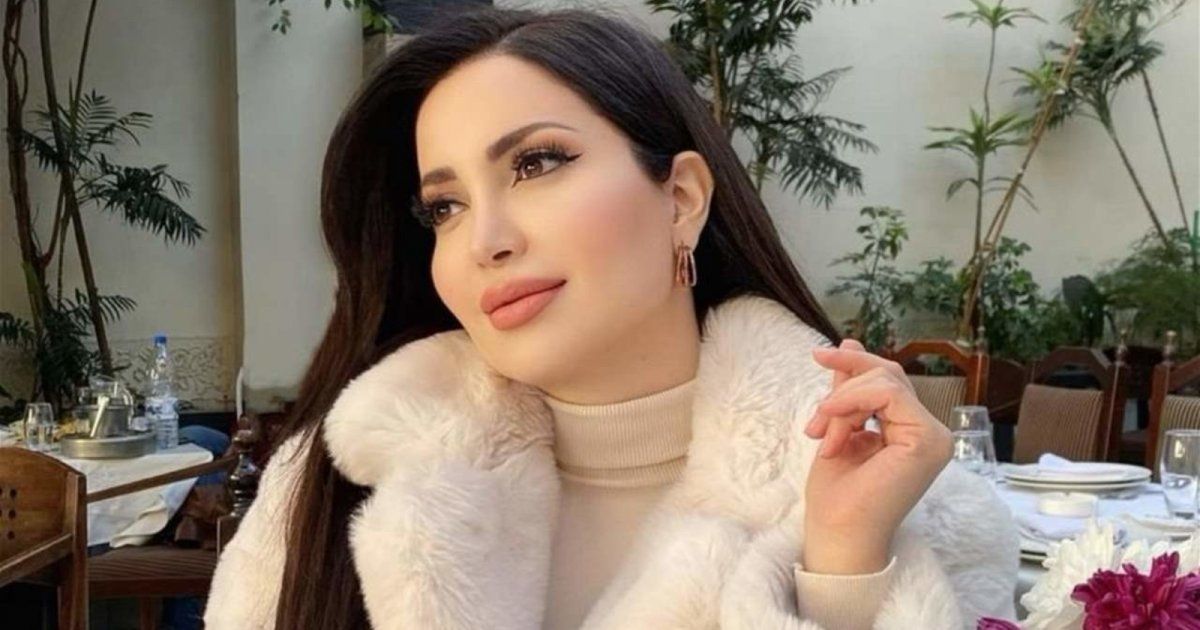 شاهد .. بالصور- نسرين طافش تظهر جمالها واناقتها من داخل السيارة