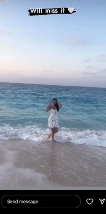 شاهد .. درة التونسية تستمتع بعطلتها الصيفية على البحر - بالصورة