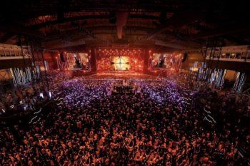 شاهد .. بالصور- أجواء من الحماس والفرح.. إليكم ما قالته ميريام فارس عن طاقت الجمهور في حفل السعودية