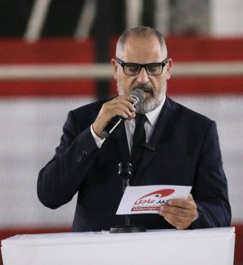 شاهد .. بالصور- تكريم زكريا فحام من قبل جمعية الرياضيين اللبنانيين في هذه المناسبة