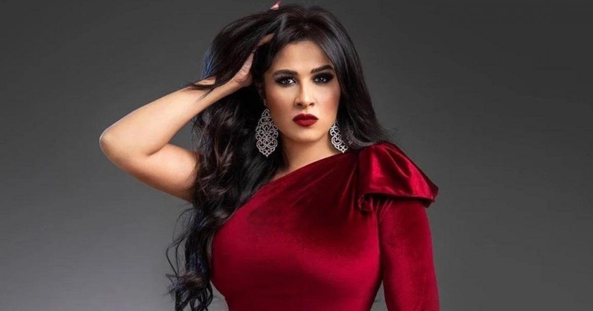 شاهد .. بالصور- بلقطات عفوية..ياسمين عبد العزيز تستمتع بوقتها مع أختها دنيا