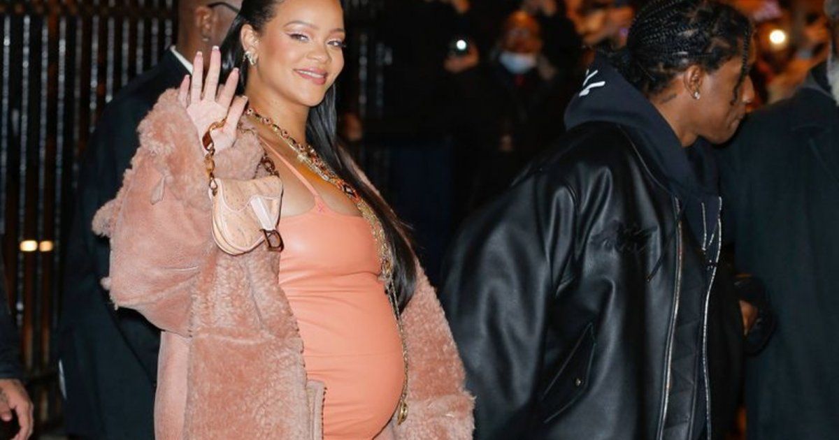 شاهد .. ريهانا تستقبل مولودها الثاني.. هذا جنسه والاسم يبدأ بحرف الراء