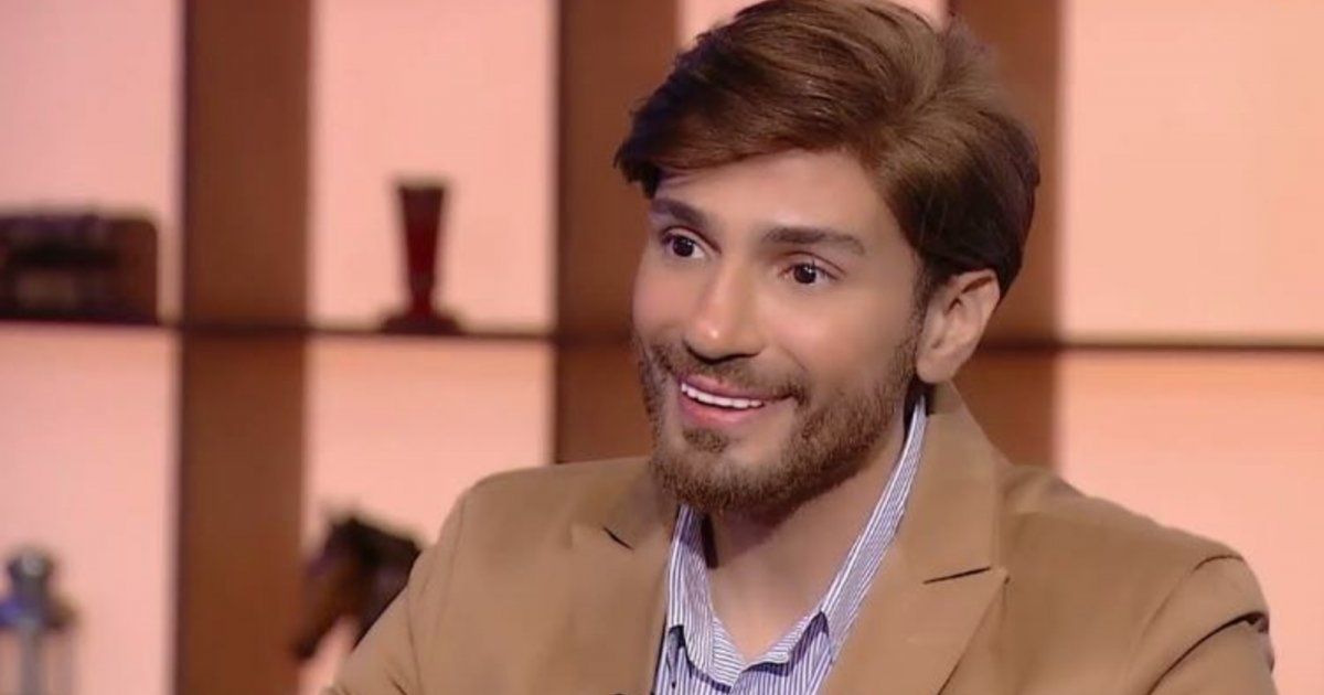 شاهد .. شادي شامل يثير الجدل بإطلالته وحمله حقيبة نسائية كبيرة-بالفيديو