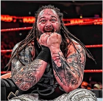 شاهد .. وفاة نجم مصارعة وبطل WWE شهير بنوبة قلبية