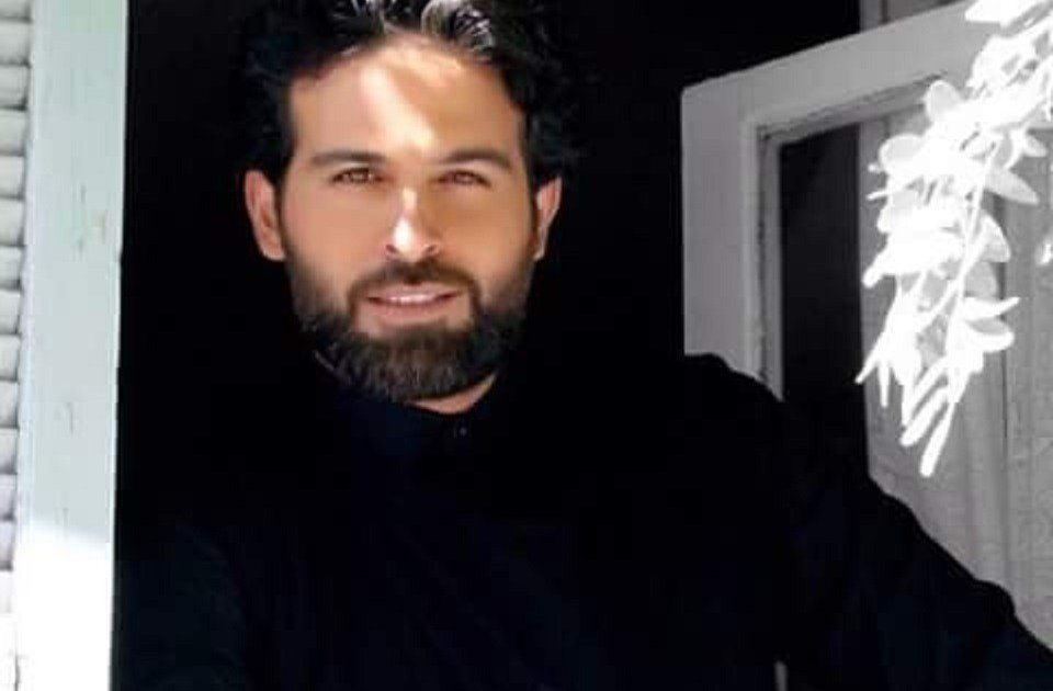 شاهد .. محمود نصر يستذكر الراحل محمد الشيخ نجيب.. وهكذا رد عليه إبنه قيس