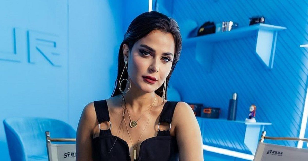 شاهد .. بالصور- رانيا منصور تخطف الانظار بجمالها الساحر وأناقتها