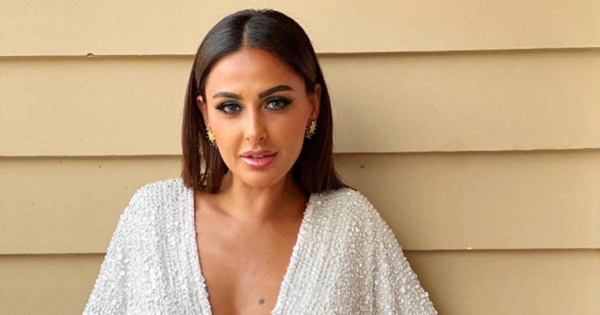 شاهد .. بالفيديو- على أنغام "شيك ومهندم"..ميس حمدان ترقص وتغني بأجواء من الفرح