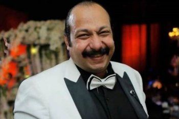 شاهد .. خاص- محمد ثروت : يسرا كانت تدخل في نوبات ضحك لهذا السبب