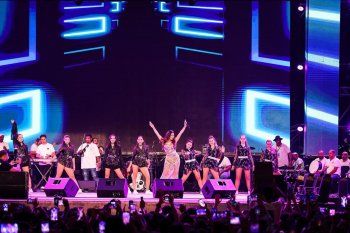 شاهد .. بالصور- بكلمات من الحب..هيفا وهبي تشكر جمهور مصر بهذه الطريقة