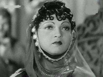 شاهد .. تعرفون نجاة الصغيرة ولكن ما هي معلوماتكم عن نجاة الكبيرة؟