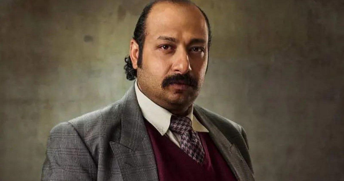 شاهد .. بالفيديو- محمد ثروت على المسرح مع أحمد سعد بطاقة إيجابة عالية