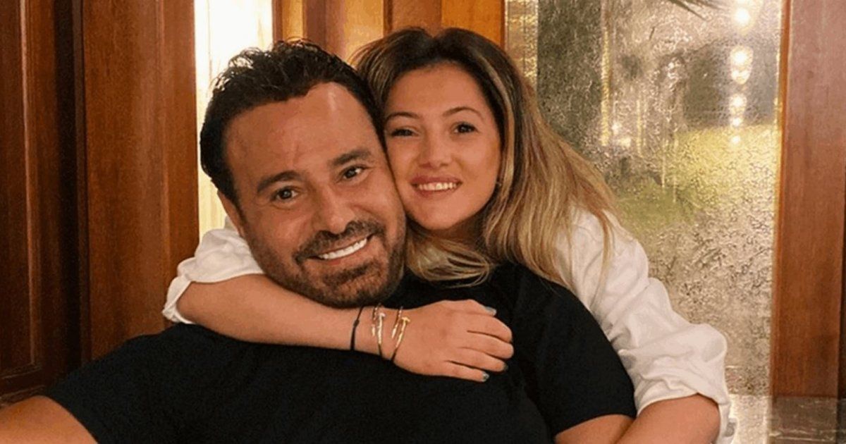 شاهد .. الكشف عن هوية حبيب دانا الحلاني الغامض وصورة جديدة تظهر وسامته