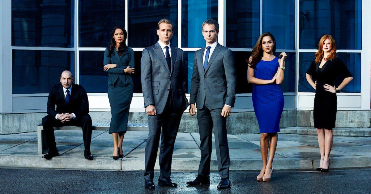 شاهد .. العائلة الملكية تغير مشاهد ميغان ماركل من مسلسل "Suits" والكاتب يعلق