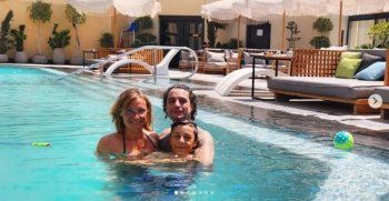 شاهد .. أول ظهور لـ أحمد الفيشاوي مع إبنه بعد إعترافه به.. نسخة عنه