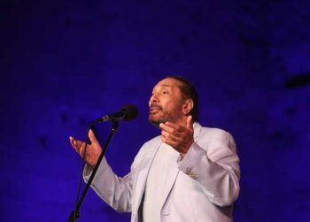 شاهد .. علي الحجار يحصد تفاعلاً هائلاً من الجمهور في حفله بمهرجان القلعة