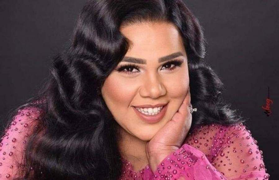 شاهد .. شيماء سيف تعلق على ارتداء الفتيات "مايوهات" كاشفة جداً حتى خارج المسابح