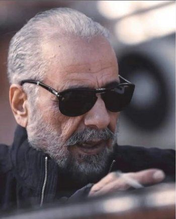 شاهد .. أيمن زيدان يحتفل بعيد ميلاده الـ 68 برسالة حزينة.. "كل عام والأحبة أقل حزناً"