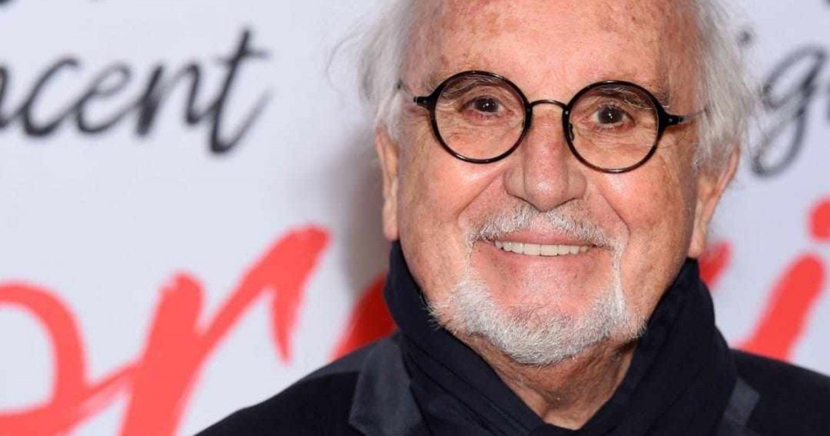 شاهد .. مهرجان الإسكندرية يكرم المنتج الفرنسي جان لوي ليفي