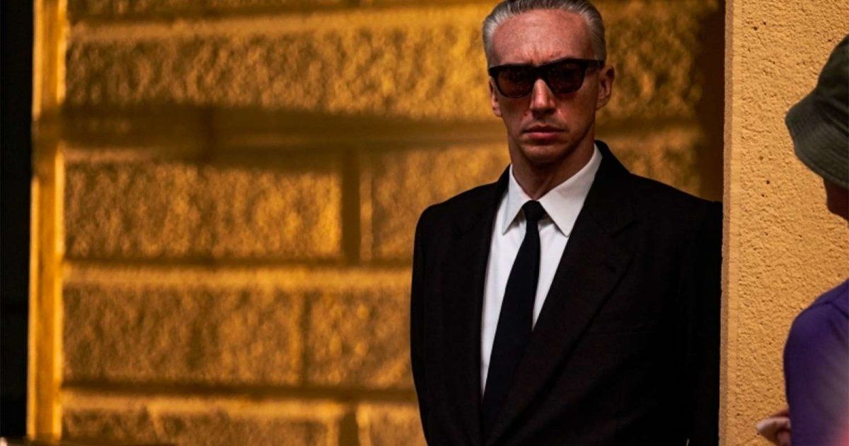 شاهد .. آدم درايفر بطل فيلم " Ferrari" ولك لم يستطع قيادة فيراري في الحقيقة... لماذا؟