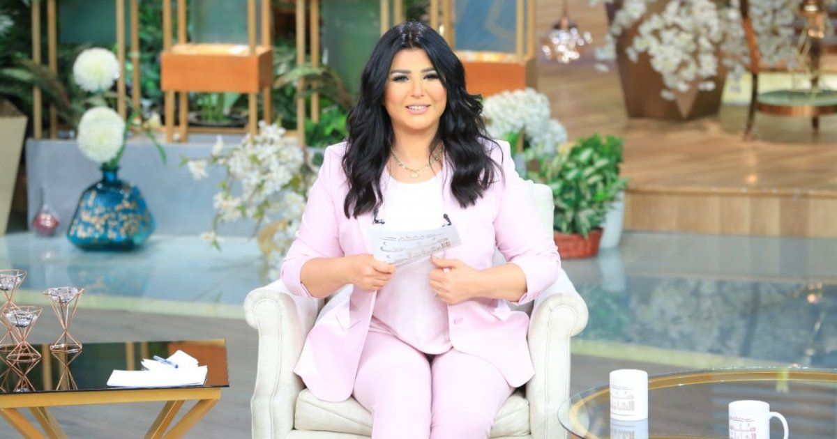 شاهد .. نص حوارا مفبركا بين منى الشاذلي وإنعام سالوسة حول ديانتها...وصاحبة النص تعتذر