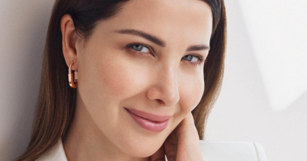 شاهد .. نانسي عجرم تحتفل بعيد زواجها بصورة ورسالة مؤثرة الى زوجها