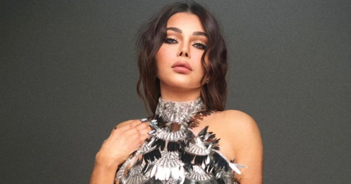 شاهد .. بالصور- كعادتها وبجمالها وأناقتها..هيفا وهبي تخطف أنظار الجمهور بلوك رائع