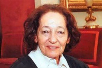 شاهد .. الأميرة "للا عائشة" كسرت التقاليد وظهرت أمام الشعب بدون حجاب