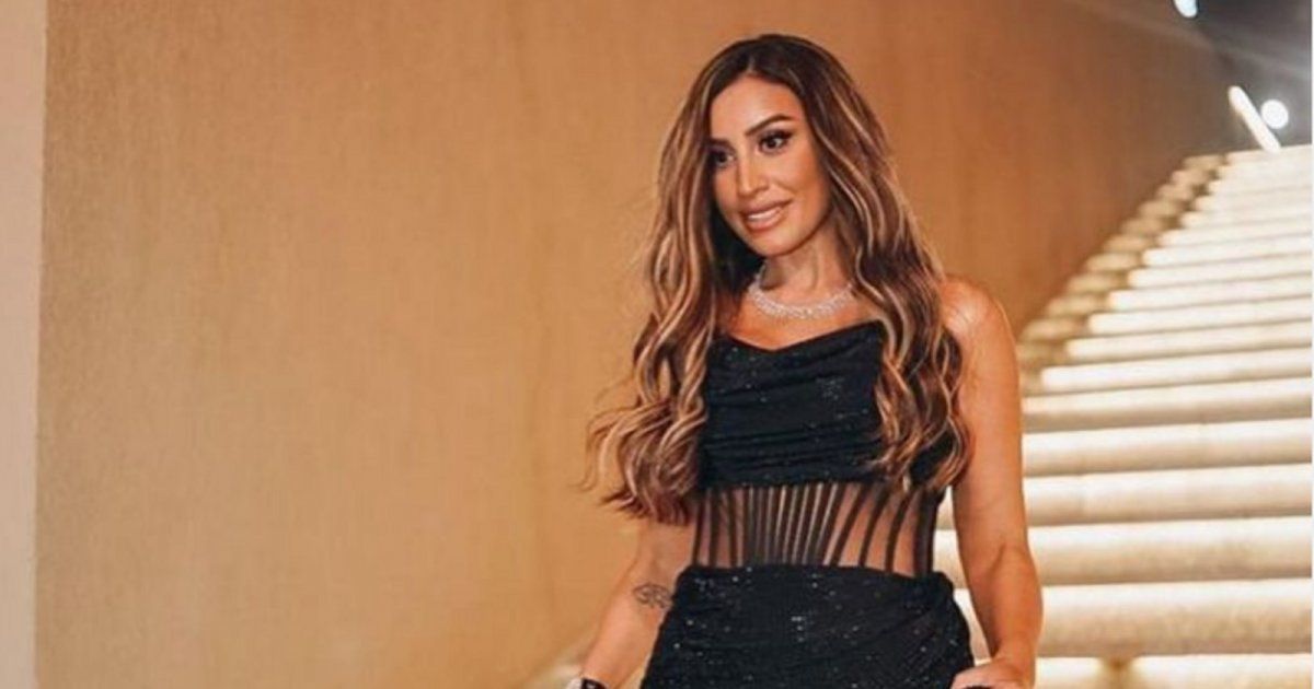 شاهد .. بالصور- دينا الشربيني تكشف عن شخصيتها في "لو بعد حين" من مسلسل "حدث بالفعل"