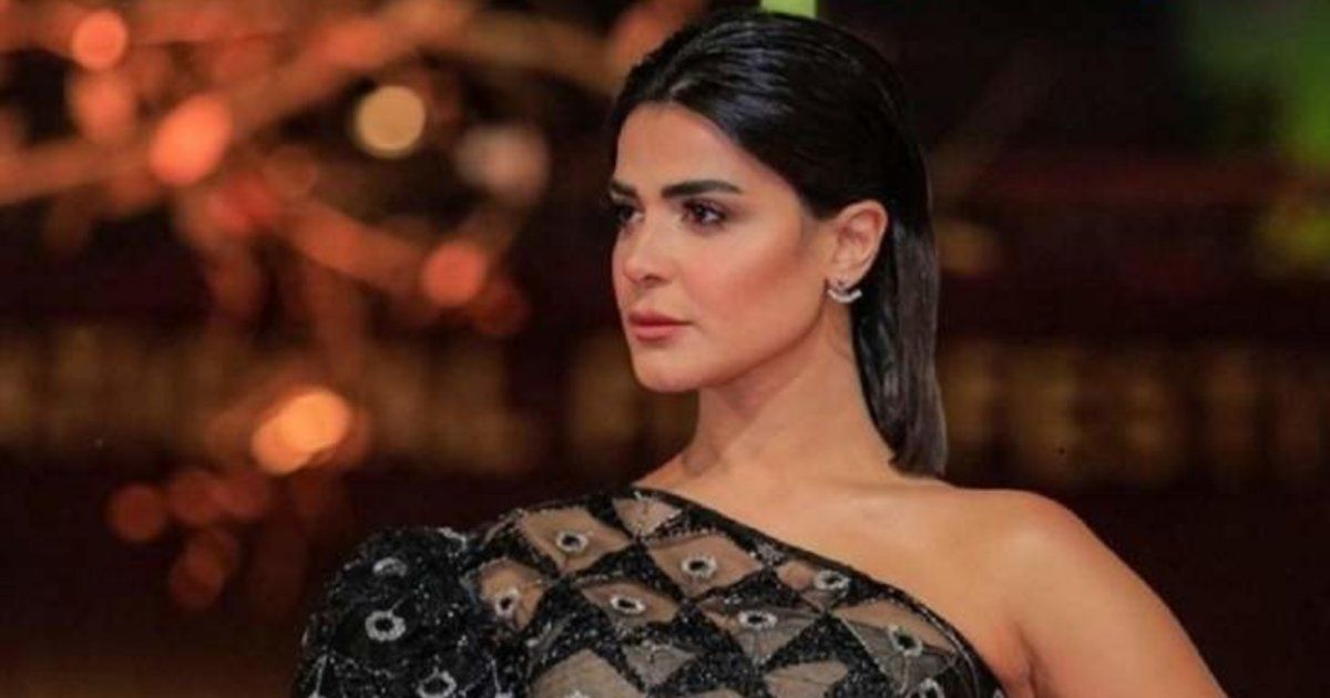 شاهد .. بالصورة- رانيا منصور تخطف قلوب المتابعين بأناقتها وجاذبيتها