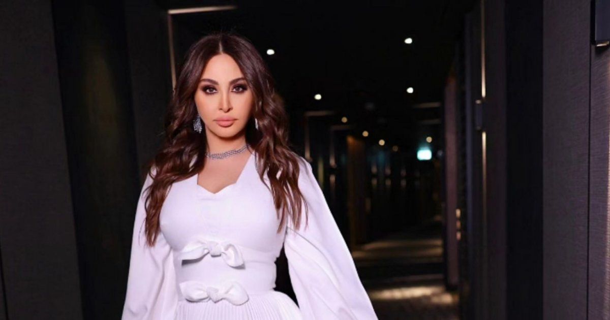 شاهد .. بالصور- إليسا ترفع مسدسها وتطلق النار..فما القصة