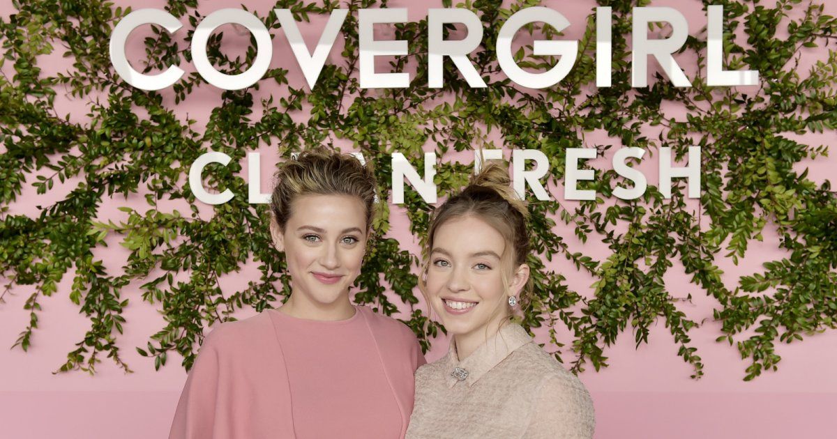 شاهد .. بالفيديو - ليلي راينهارت تتغير ملامحها بعد رؤية سيدني سويني... وهذا ما كشفته